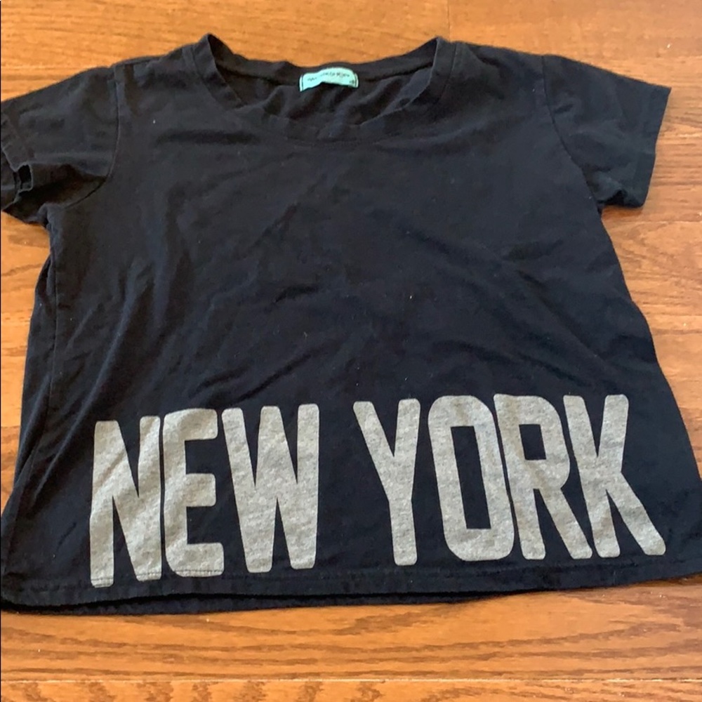 Workshop slightly cropped tee.